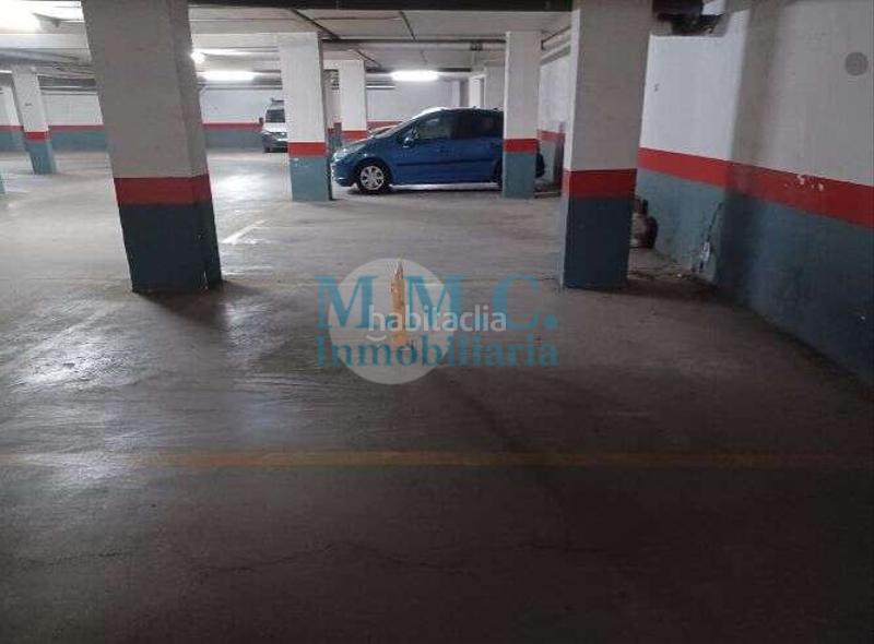 Foto 9cc05bdc-9e39-452e-8ab9-75ff2aa37e97. Location parking voiture dans Aguadulce Norte Roquetas de Mar