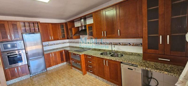 Foto c6e00d8f-2117-4fc5-8eb7-b78ee4eaf1fa. Dachwohnung mit parking pool in El Parador de las Hortichuelas Roquetas de Mar