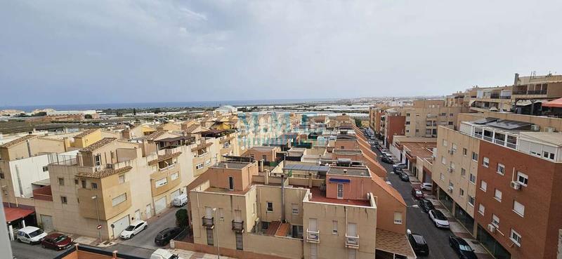 Foto e7f07d9e-759d-4f7e-add9-b3a469cb59b3. Dachwohnung mit parking pool in El Parador de las Hortichuelas Roquetas de Mar