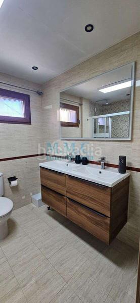 Foto a147e706-287c-4bff-a030-b325eab79246. Appartamento con parcheggio piscina in Aguadulce Norte Roquetas de Mar