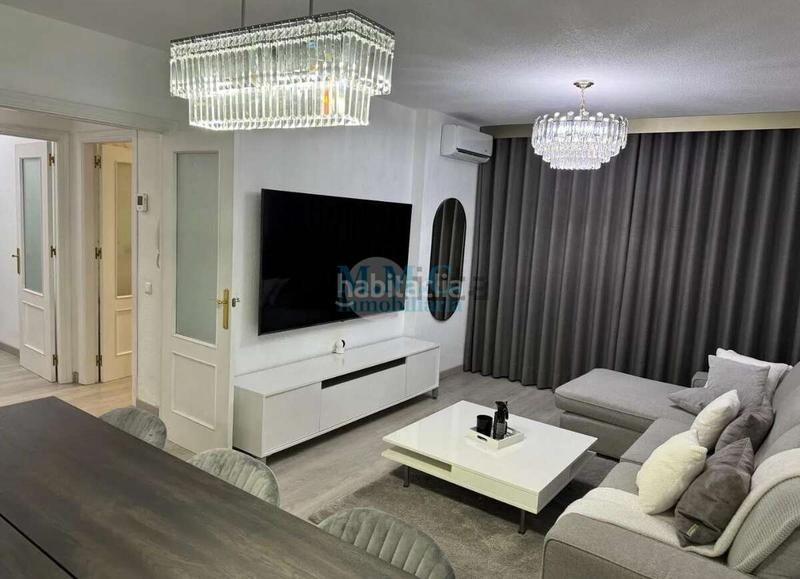 Foto 61101483-2a6e-4f1d-aeed-6cbb384833b7. Lloguer pis amb aparcament piscina a El Puerto Roquetas de Mar