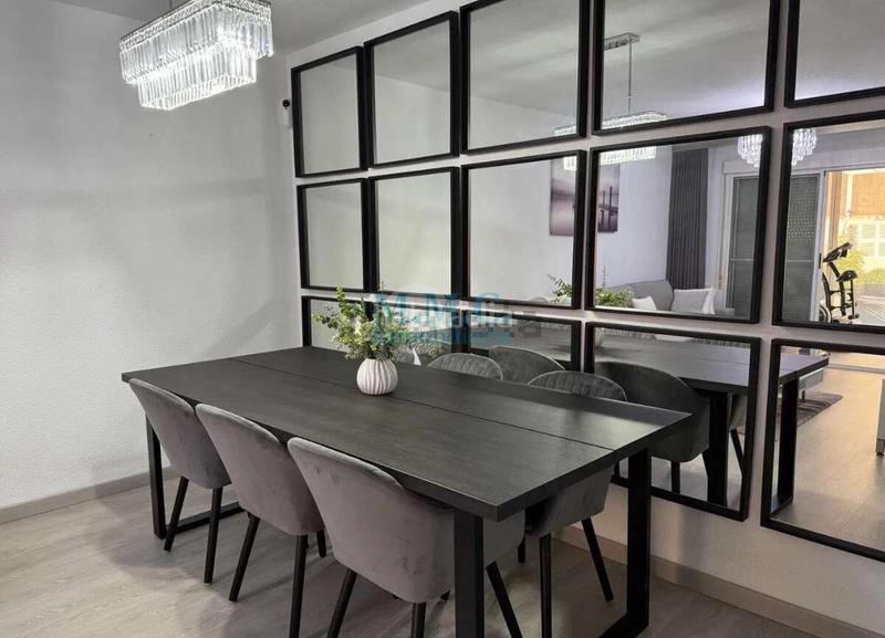 Foto 96364839-17cc-4a25-beeb-7f136b708e30. Lloguer pis amb aparcament piscina a El Puerto Roquetas de Mar