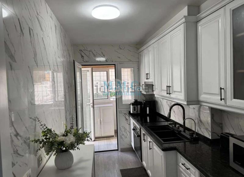 Foto 2bc27258-0f46-47b3-8079-cf0b694d7dc3. Alquiler piso en El Puerto Roquetas de Mar