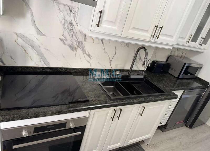 Foto a1d86242-c9ae-45cf-ad1a-70d98386abd3. Alquiler piso en El Puerto Roquetas de Mar