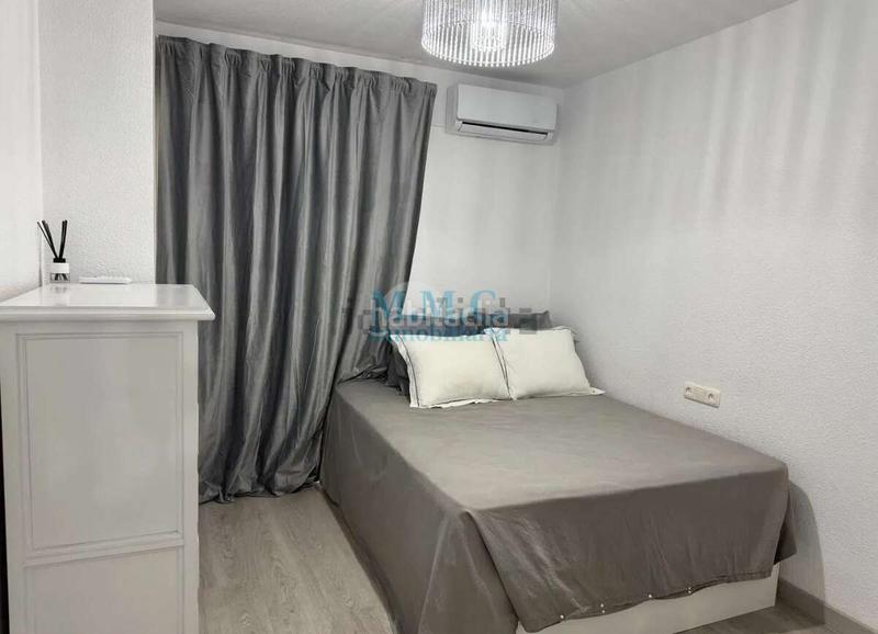 Foto bea613ae-aa46-4664-954f-142a87c3fd67. Alquiler piso en El Puerto Roquetas de Mar