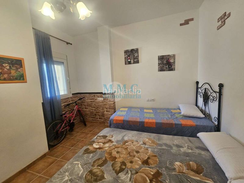 Foto 0abb0493-168c-4a63-9e86-8b80f37ef9b1. Casa en Enix