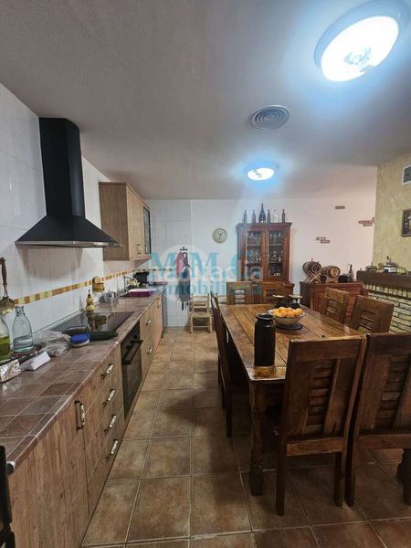 Foto f461932e-795b-4abb-aba9-9c647716e31d. Casa en Enix