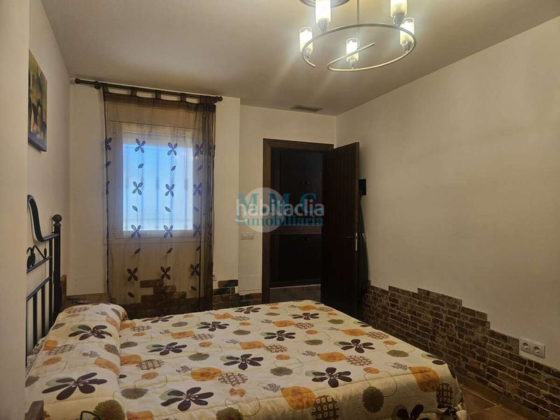 Foto 35e2d224-1fa8-4b6c-89ef-61ca766159a9. Casa a Enix