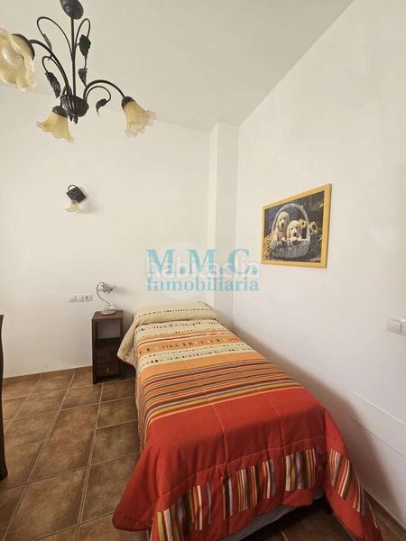 Foto 3b2c6cc6-496e-480d-a09b-604277bbfeaa. Casa a Enix