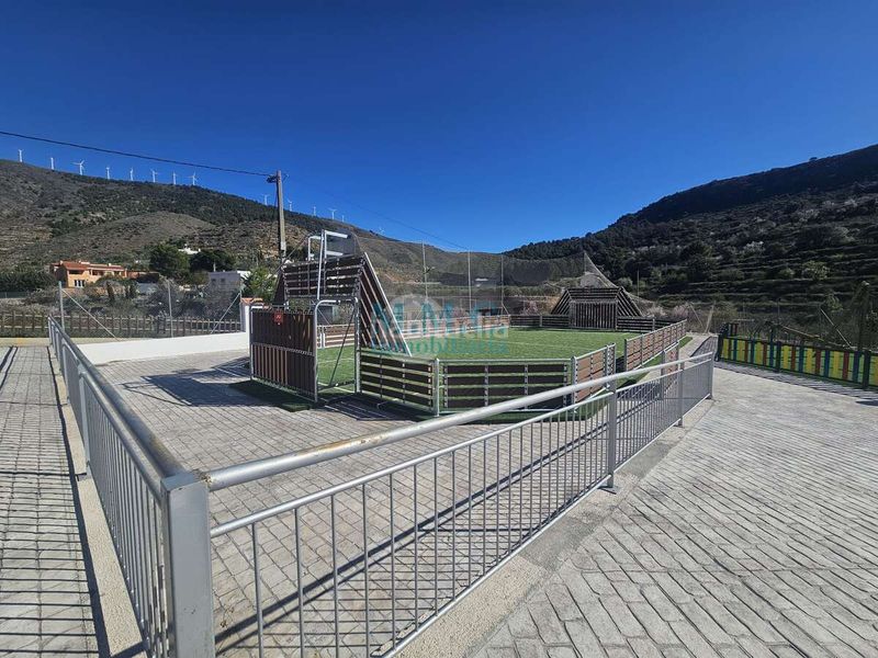 Foto 7da76319-f52f-4f98-9145-0b135398c38d. Casa a Enix