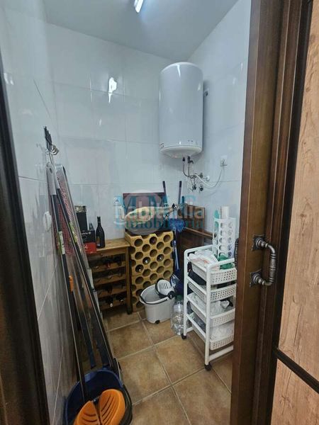 Foto 82405976-217f-4f80-873a-7c0362d34c35. Casa a Enix