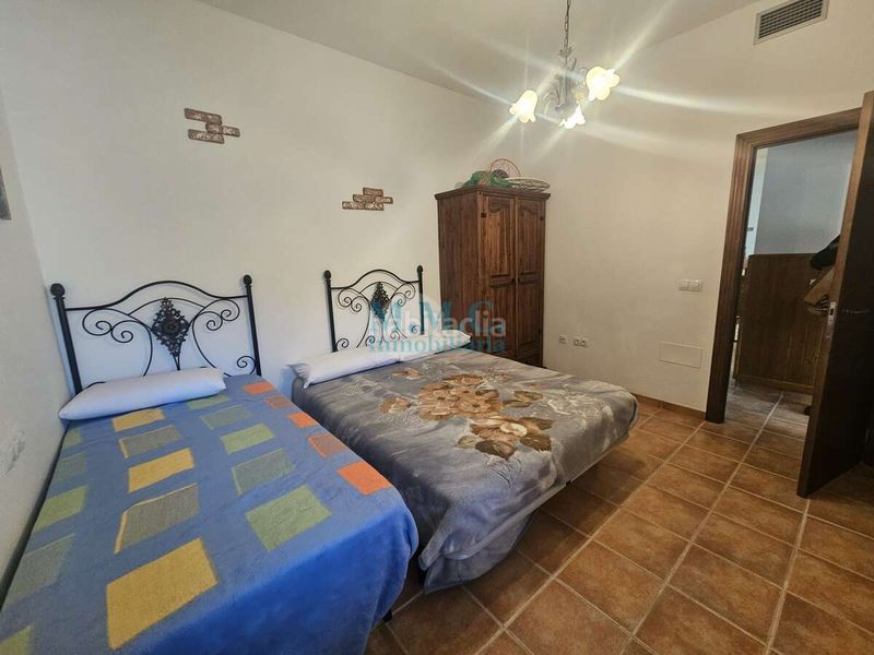 Foto 868ab71f-c81b-4c48-af22-e275584cb936. Casa a Enix