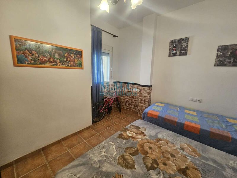 Foto ab92e83c-9f65-4a54-a944-2a62a90a31b6. Casa a Enix