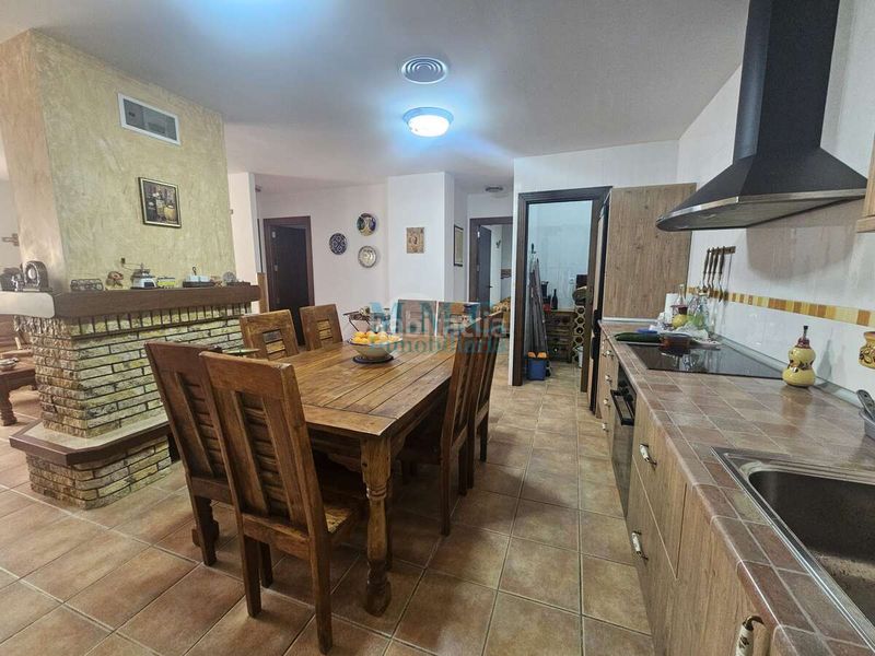 Foto c0133f44-0c02-4e62-90bb-8c640aca81be. Casa a Enix