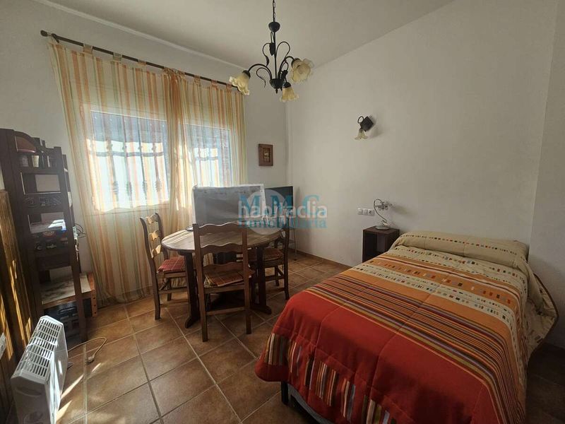 Foto e0ffa1f3-6e3c-4b7f-8a11-127cb305e9e7. Casa a Enix