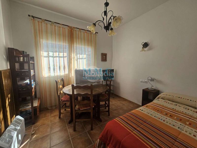 Foto e5262688-a42d-4ca7-b291-fdbb0e67da09. Casa a Enix