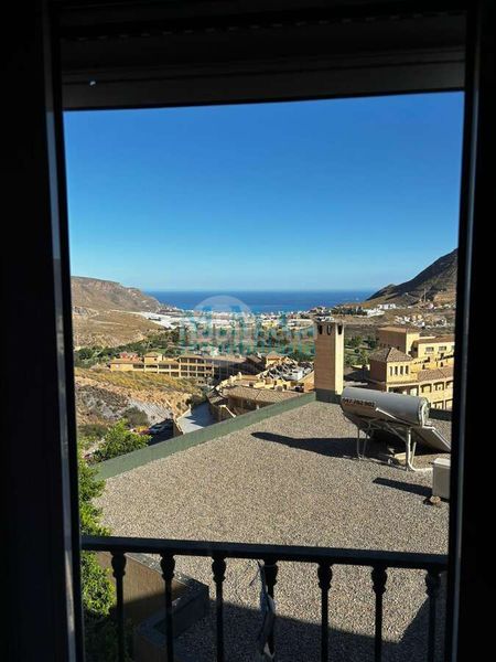 Foto 00f67f61-cd29-44f4-b8a3-1a03021c0c72. Duplex avec parking dans La Envía Vícar