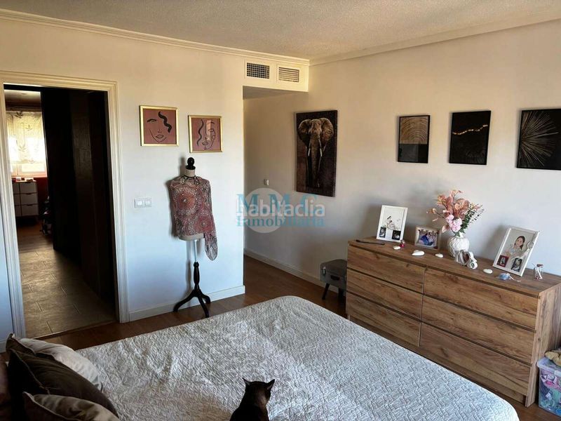 Foto 6d9fd80b-67bd-4148-91e5-809e526cdd70. Duplex avec parking dans La Envía Vícar