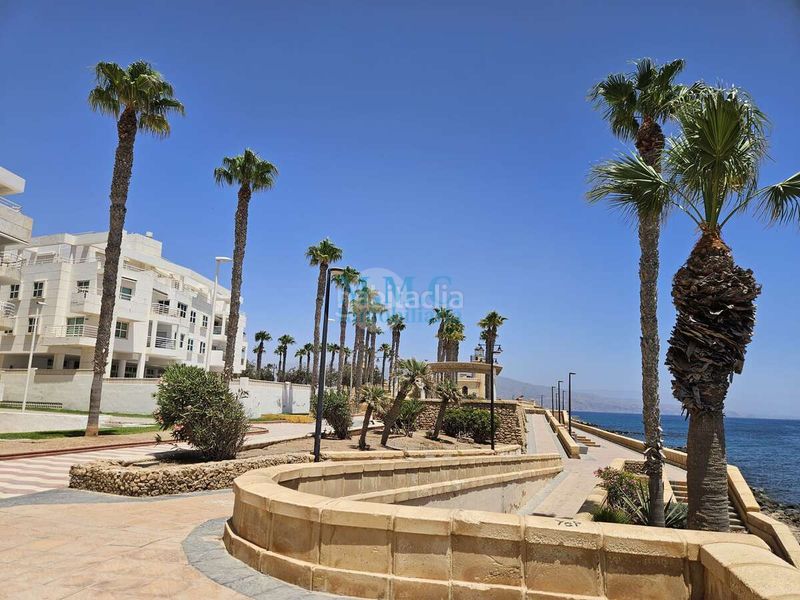 Foto abf96913-5783-4f92-97f4-78b66f21d909. Pis amb piscina a El Puerto - La Romanilla Roquetas de Mar