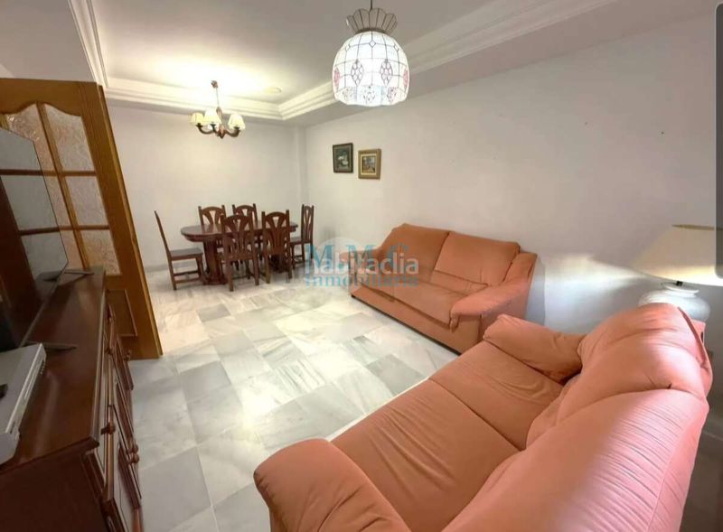Foto 5122ab05-4571-4273-8675-800fcb177537. Tríplex amb aparcament piscina a Aguadulce Sur Roquetas de Mar
