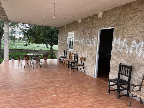 Foto a4fef3d2-40cd-4c31-817c-0666929b7d9f. Casa aparellada a Daya Nueva
