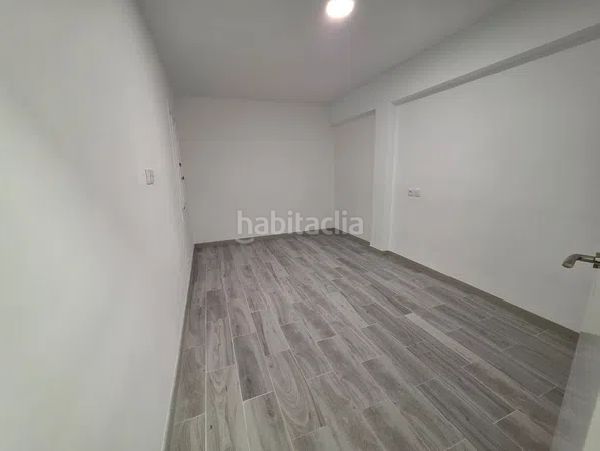 Foto ae53a655-c511-4741-acfd-1b9681159db6. Pis a Las Fuentes-Los Cipreses Aspe