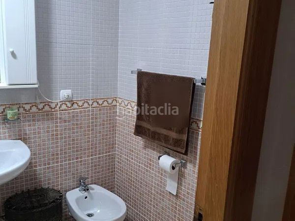 Foto d7c73770-ac9a-48d4-99e4-0c6261ff5ba9. Dúplex amb aparcament piscina a Catral