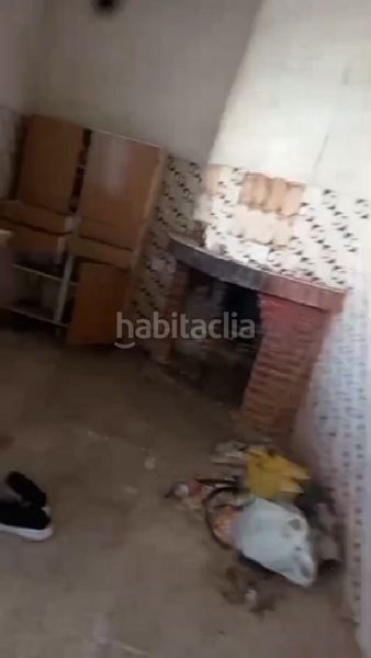 Foto 7b1fe020-8464-4670-a114-644349f01b9c. Casa aparellada a Cox