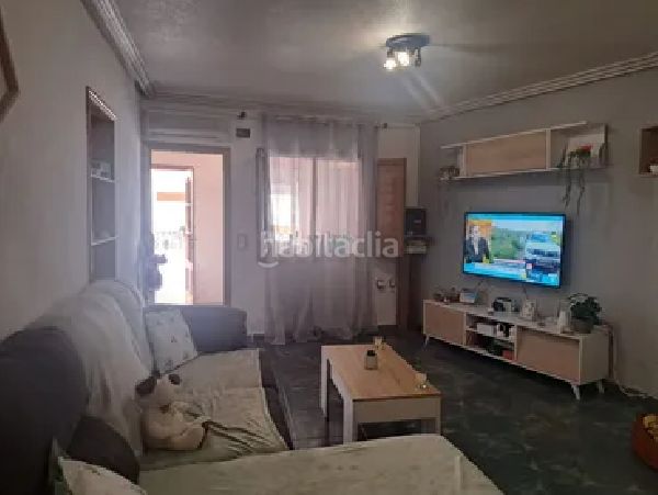 Foto 4e8e4952-9d22-42b6-8803-4bafceafca76. Casa aparellada a Centro Rojales