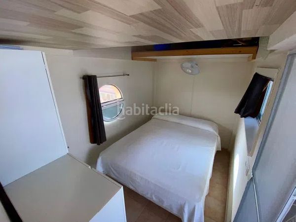Foto f3e16caa-87b1-4705-a6d2-d152060f95db. Dúplex amb aparcament a Formentera del Segura