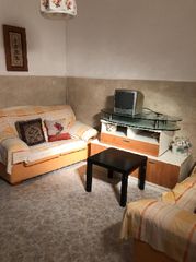 Casa aparellada a Callosa de Segura. !cdatacasa en planta baja de 70m  2 hab, 45m de terrazas, lista