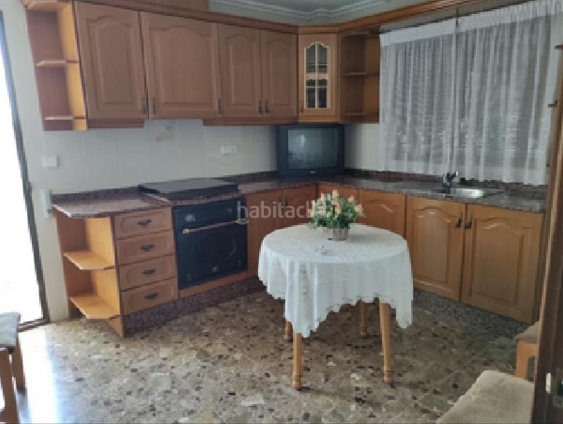 Foto 21f4aae2-360d-4d98-9c67-a73ffb21fe0c. Chalet avec parking piscine dans Torrellano Elche / Elx