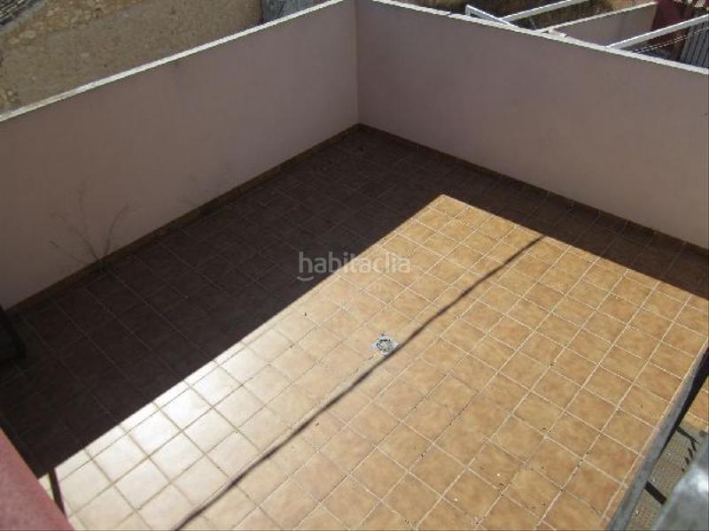 Foto 6371fa2c-ffab-44d4-90fa-27b9f215d3f1. Dúplex amb aparcament a Abanilla