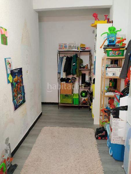 Foto b63e0700-9569-48c0-be7b-cc1d01930152. Pis a Mercado Alicante