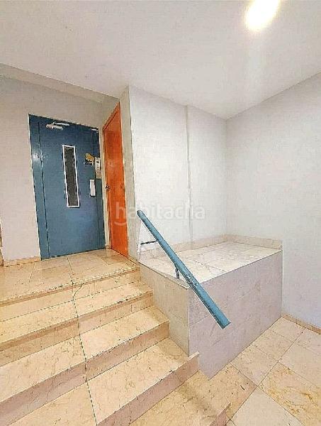 Foto 647c99d3-d50c-4484-8a00-6a84ad0c4596. Piso !cdataexcelente piso en irresisitible zona en Alicante