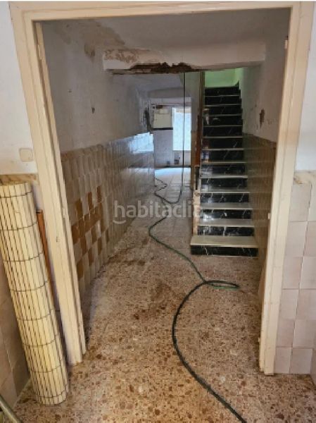 Foto 227968a3-605b-44fe-823c-a9a3186d648e. Casa aparellada a Novelda