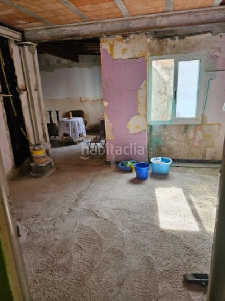 Foto e62150b6-05a7-4bcf-8dee-ca92d0e84992. Casa aparellada a Novelda