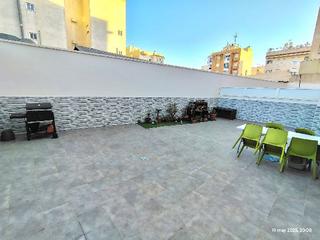 Pis a Las Bayas. !cdatavivienda moderna con gran terraza y garaje, las bayas ,elc