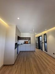 Casa aparellada a La Catedral. !cdatacasa prefabricada nueva, equipada, lista para entrar a viv