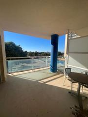 Pis a Guardamar Playa. !cdataapartamento 2 habit, 70m con terraza, piscina y garaje en