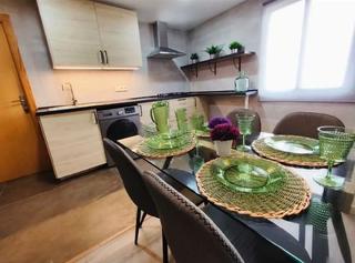 Location Appartement à Norte. !cdataalquiler piso en el centro de santa pola