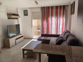 Etagenwohnung in Almoradí. !cdata piso recien reformado con piscina y balcón en el centro d