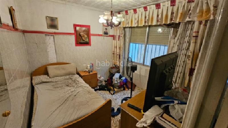 Foto 133f6c98-abc6-40fe-a78f-361506bbc880. Casa aparellada a Callosa de Segura