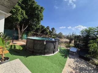 Chalet à San Isidro. !cdatacasa unifamiliar 140m2 con piscina y 1.600m de jardín en s