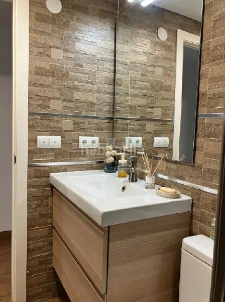 Foto d5f2f6aa-903a-4d29-bb38-383035b250de. Pis a Paus - Polígono San Blas Alicante