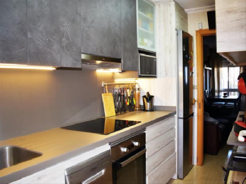 Foto 512e4e2e-fba1-43c1-bc6f-460de94a22cd. Duplex with parking pool in Las Piscinas Naturales Torrevieja