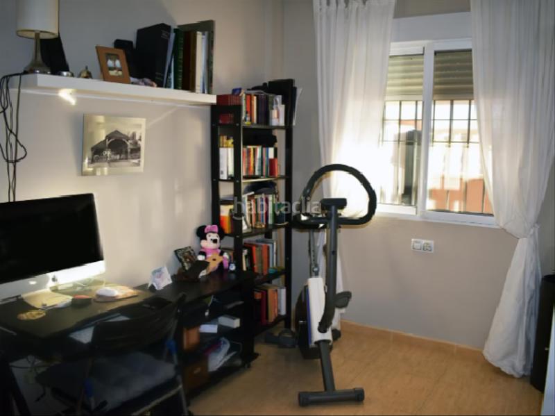 Foto 5c8f37d8-bdff-40ba-9011-94eedc915cc6. Duplex with parking pool in Las Piscinas Naturales Torrevieja