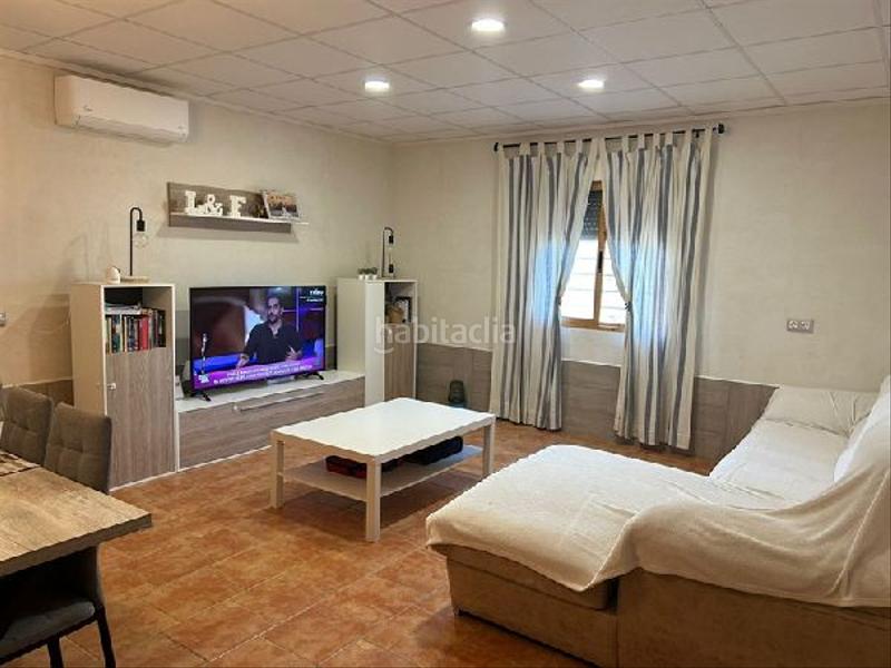 Foto 5bcbe315-d2fa-43a9-9d31-1e08f8b4c4bf. Casa aparellada amb calefacció a Carrús Oeste Elche / Elx