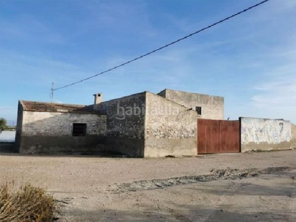 Foto 9c893133-2f9b-4ffc-a56a-718a72eee313. Casa aparellada a San Isidro