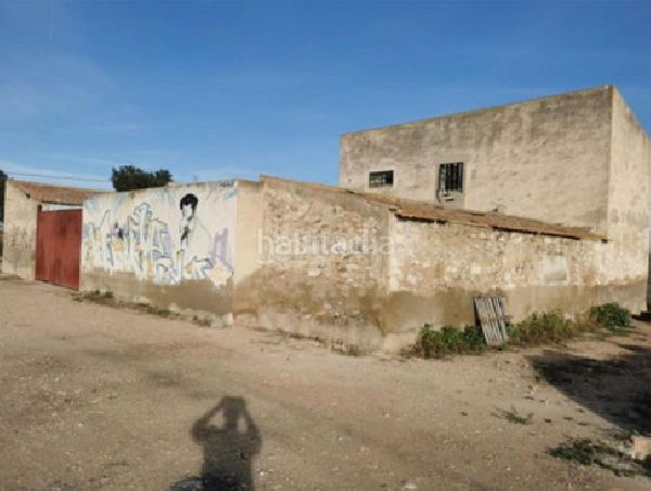 Foto e00264f2-a41a-4d89-989c-bbee01a7aac0. Casa aparellada a San Isidro